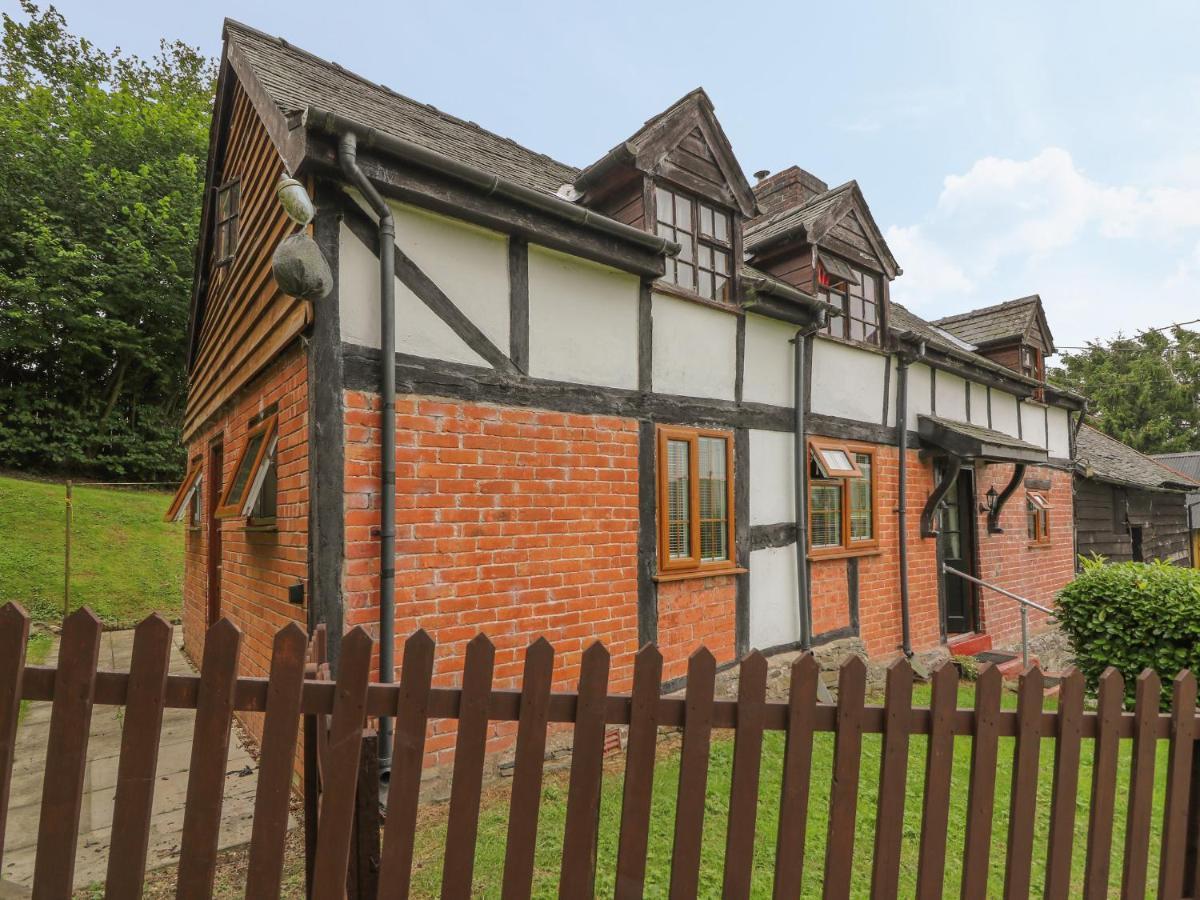Caerau Farm House Llanidloes Exterior photo
